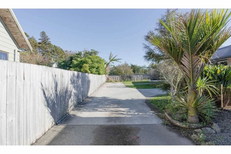 Photo of property in 12b Jacaranda Place, Parklands, Christchurch, 8083