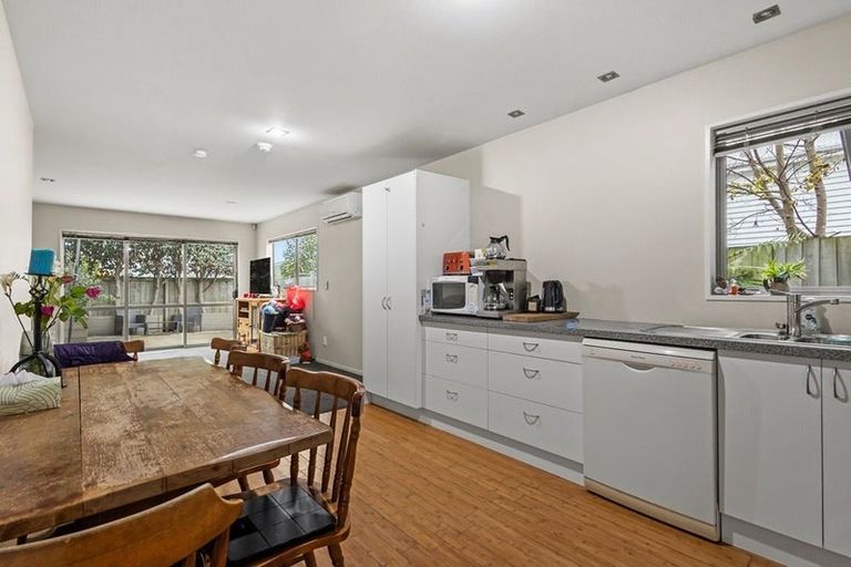 Photo of property in 532b Hereford Street, Linwood, Christchurch, 8011