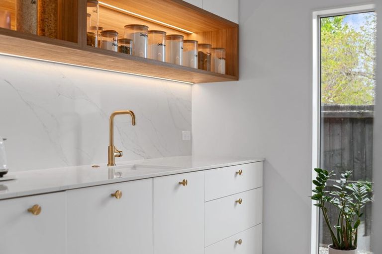 Photo of property in 67 Wairakei Road, Bryndwr, Christchurch, 8052