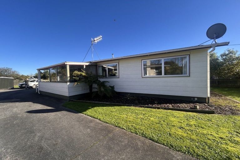 Photo of property in 12 Vance Street, Shannon, 4821