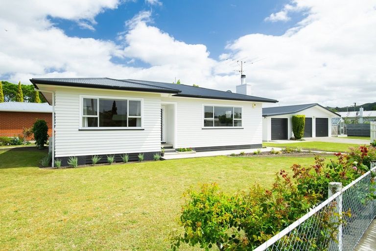 Photo of property in 15 Emily Street, Riverdale, Gisborne, 4010