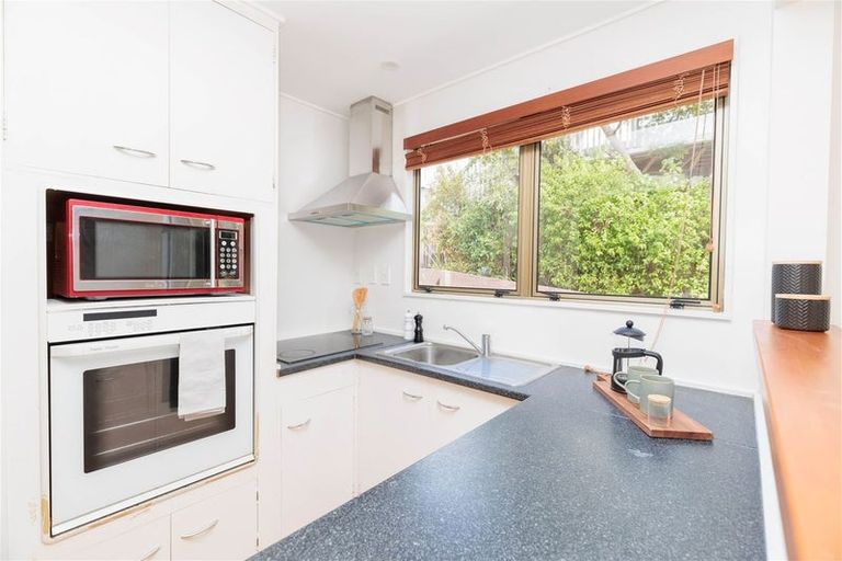 Photo of property in 34 Harbour View Road, Harbour View, Lower Hutt, 5010