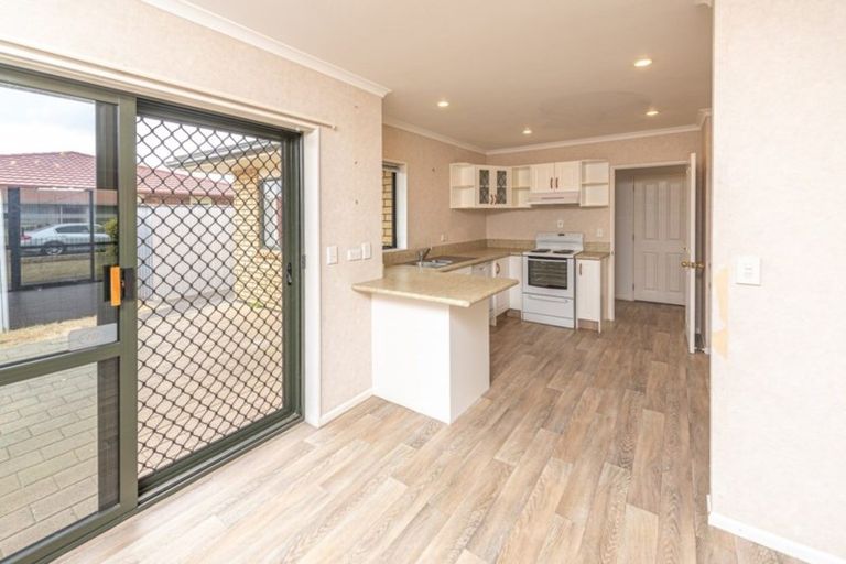 Photo of property in 1 Kelsi Street, Tawhero, Whanganui, 4501