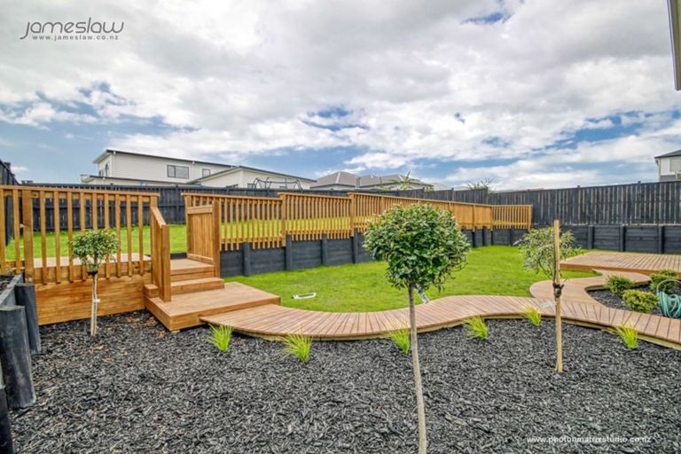 Photo of property in 52 Eighth View Avenue, Beachlands, Auckland, 2018