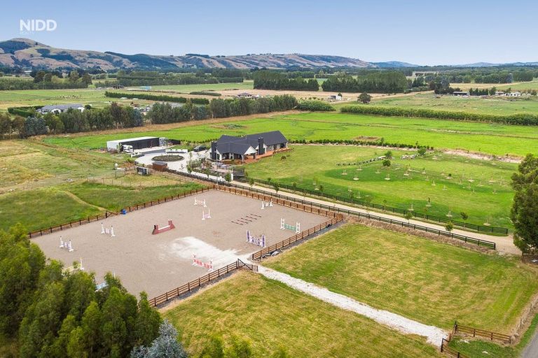 Photo of property in 347 Riccarton Road West, Mosgiel, 9092