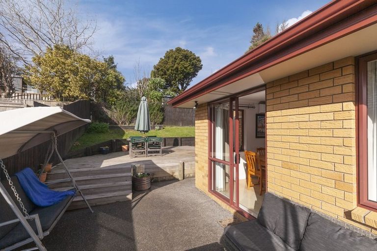 Photo of property in 57 Nimstedt Avenue, Oteha, Auckland, 0632