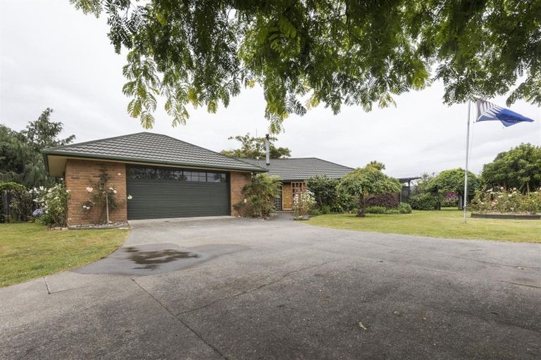 Photo of property in 42 Brandon Hall Road, Bulls, 4894