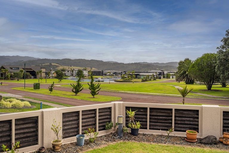 Photo of property in 344 Waterways Parade, Pauanui, Hikuai, 3579