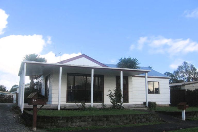 Photo of property in 5a Newton Place, Westbrook, Palmerston North, 4412