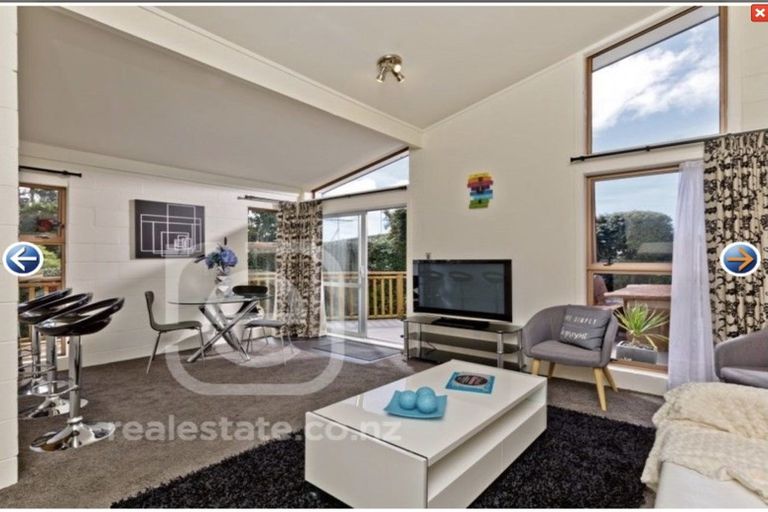 Photo of property in 1/72 Mountbatten Avenue, Hillcrest, Auckland, 0627