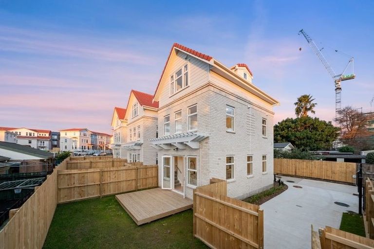 Photo of property in 33 Whautapu Court, Avondale, 1026