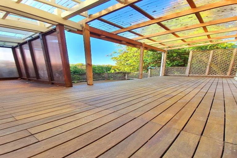Photo of property in 146 Oaktree Avenue, Browns Bay, Auckland, 0630