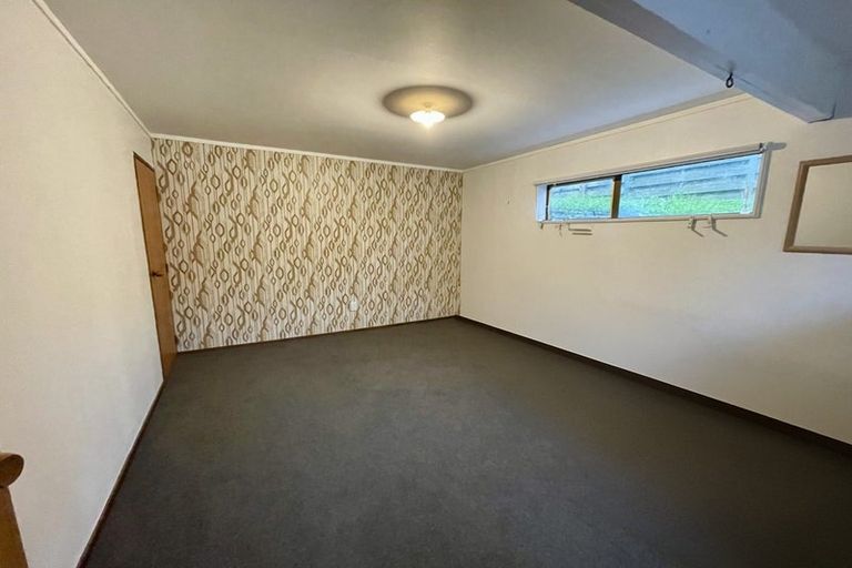 Photo of property in 2/60 Truscott Avenue, Johnsonville, Wellington, 6037