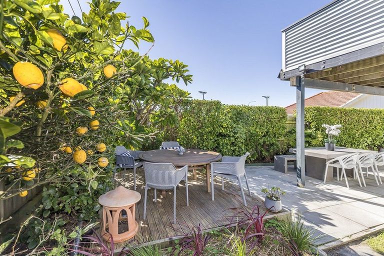 Photo of property in 22a Main Road, Titahi Bay, Porirua, 5022