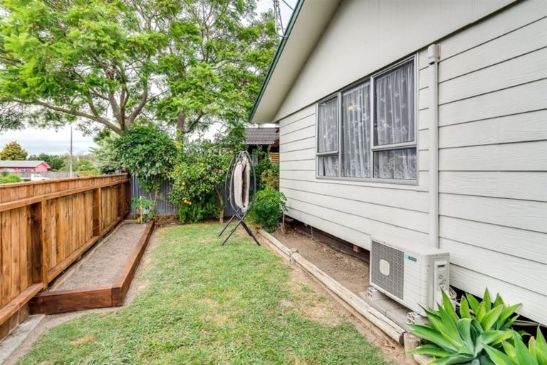 Photo of property in 4 Otatara Road, Taradale, Napier, 4112