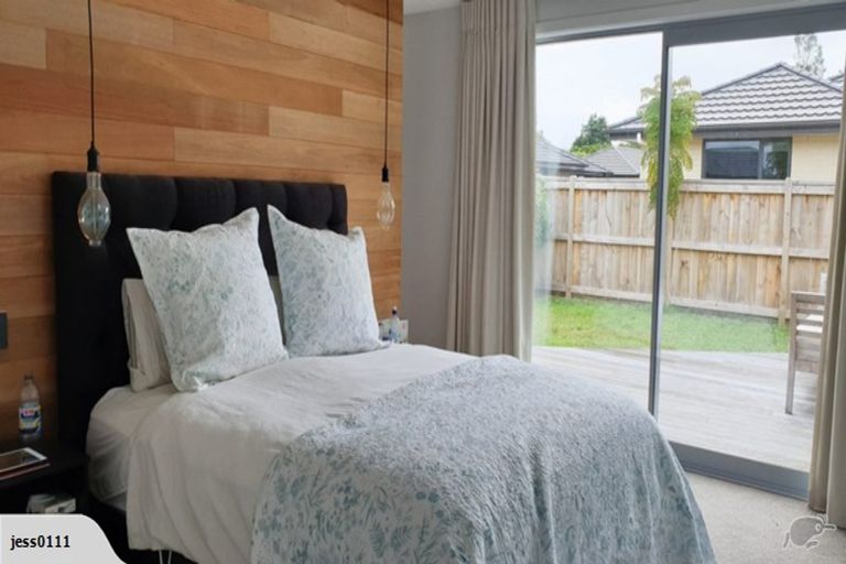 Photo of property in 1 Harry Way, Upper Vogeltown, New Plymouth, 4310