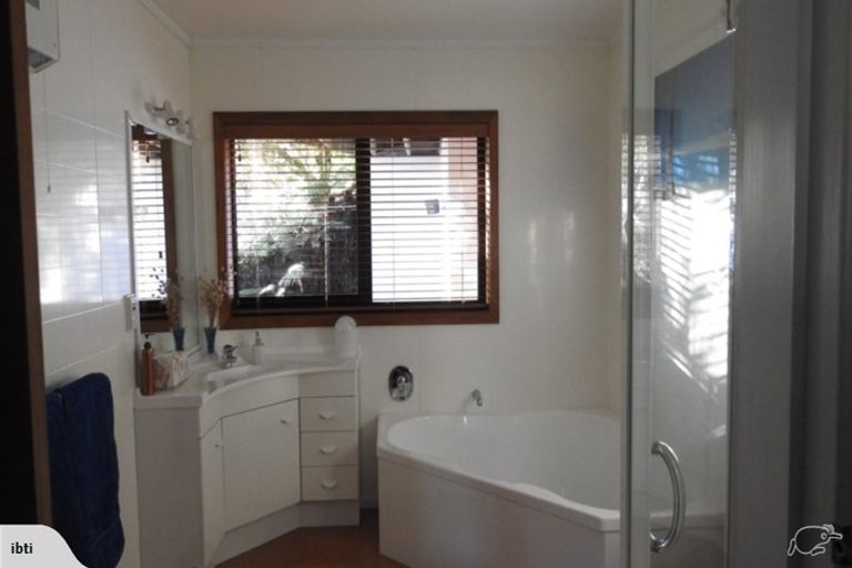Photo of property in 12 Doon Grove, Papakowhai, Porirua, 5024