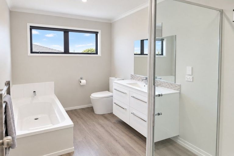 Photo of property in 55 Miro Street, Trentham, Upper Hutt, 5018