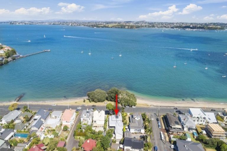 Photo of property in 43 King Edward Parade, Devonport, Auckland, 0624