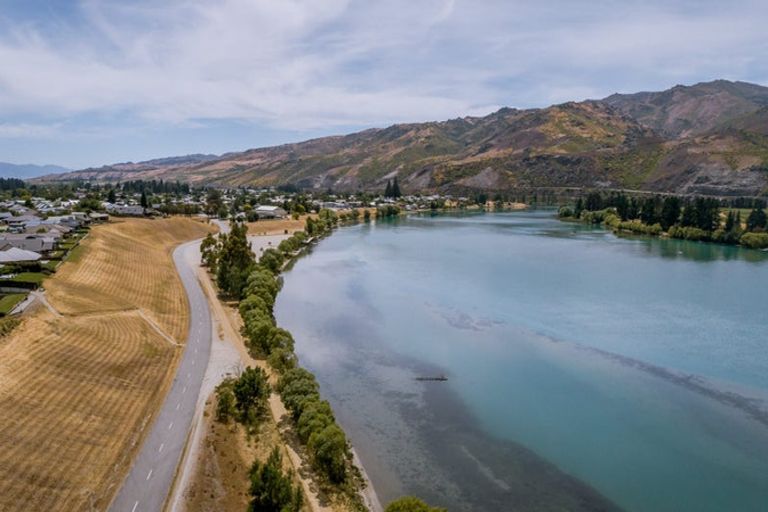 Photo of property in 1 Mckellar Court, Cromwell, 9310