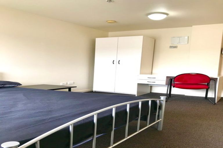 Photo of property in Southern Cross Apartments, 404/35 Abel Smith Street, Te Aro, Wellington, 6011