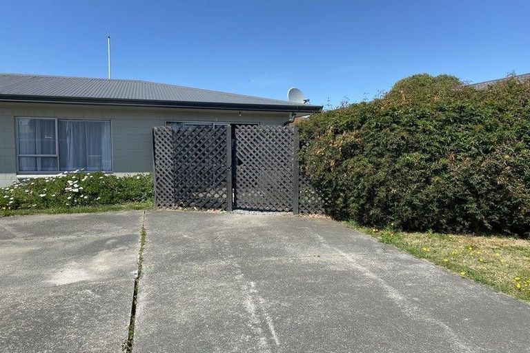 Photo of property in 2/86 Fairfield Avenue, Addington, Christchurch, 8024