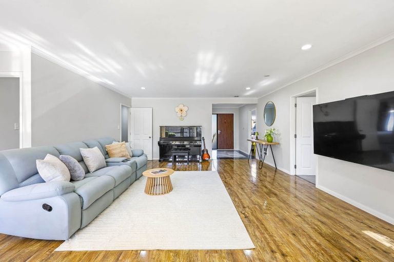 Photo of property in 4 Shankill Place, East Tamaki, Auckland, 2013