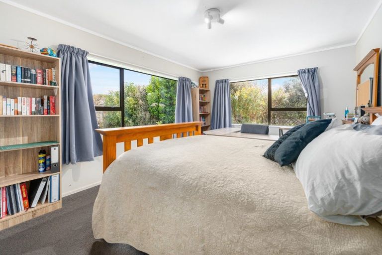 Photo of property in 521 Hickford Road, Foxton, 4891