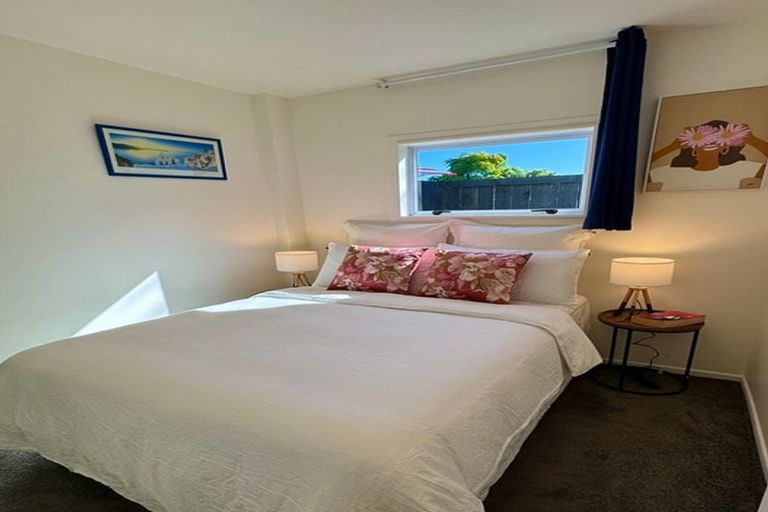 Photo of property in 24 Tawa Road, Onehunga, Auckland, 1061