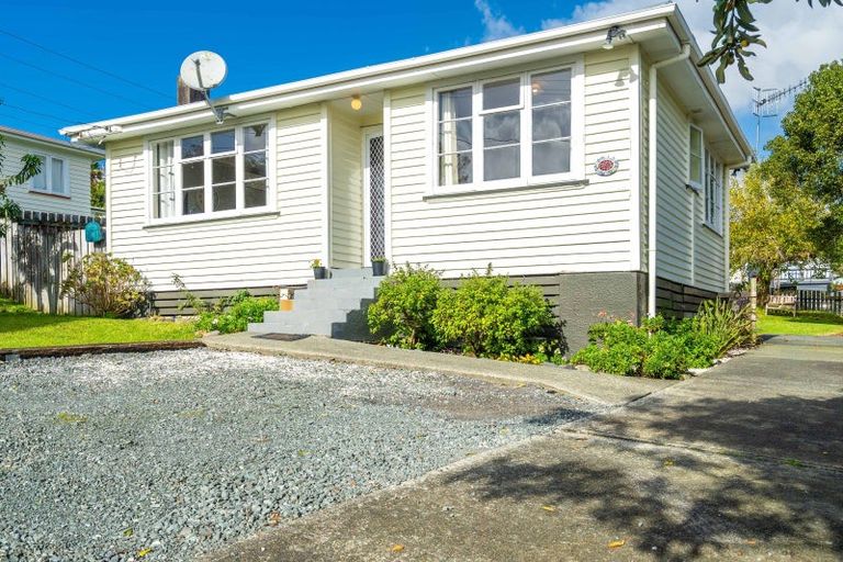 Photo of property in 13 Raurimu Avenue, Onerahi, Whangarei, 0110