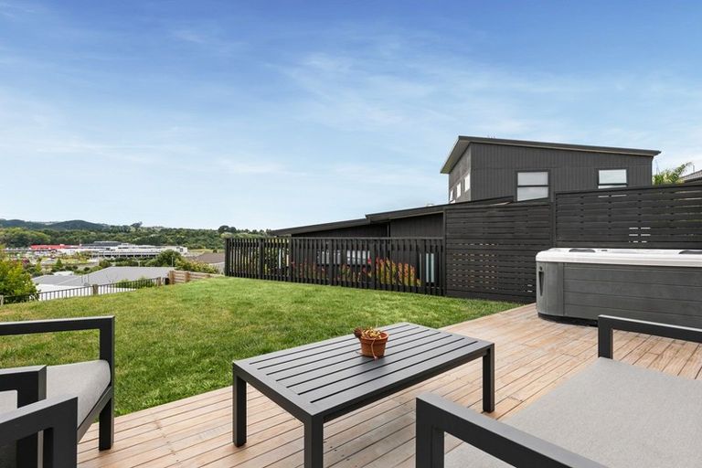 Photo of property in 27 Hastings Road, Pyes Pa, Tauranga, 3112