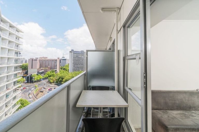 Photo of property in The Volt Apartments, 1315/430 Queen Street, Auckland Central, Auckland, 1010