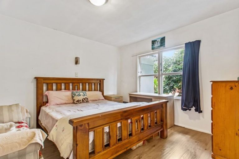 Photo of property in 12/11 Tawera Road, Greenlane, Auckland, 1051