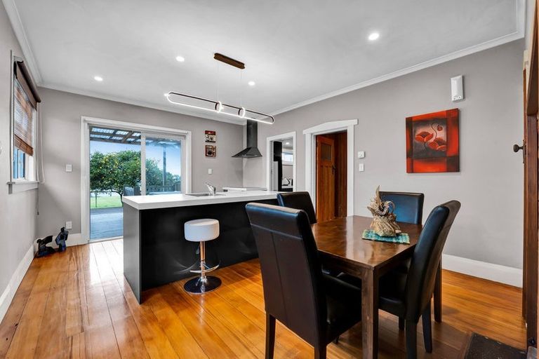 Photo of property in 27 Lyn Street, Lynmouth, New Plymouth, 4310