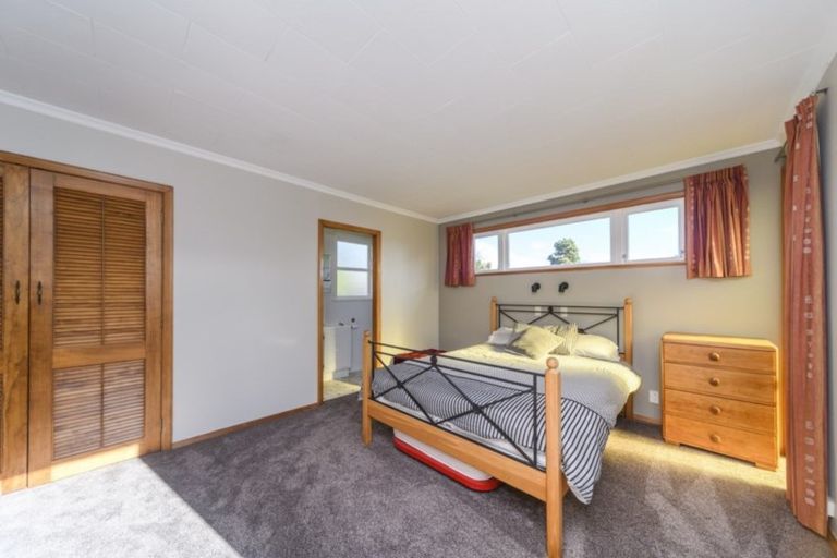 Photo of property in 11 Heatley Avenue, Hokowhitu, Palmerston North, 4410