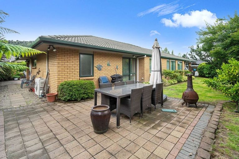 Photo of property in 7 Caulfield Place, Pukehangi, Rotorua, 3015