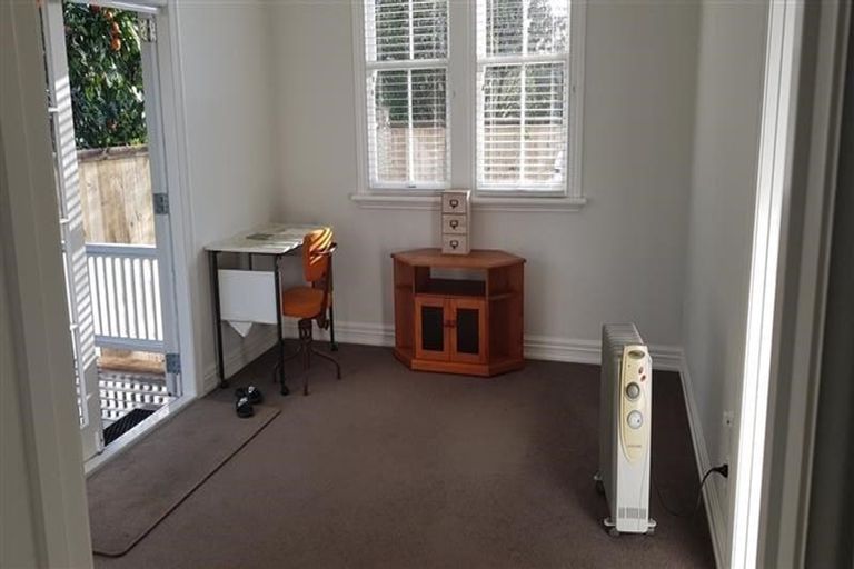 Photo of property in 35 Kitenui Avenue, Mount Albert, Auckland, 1025