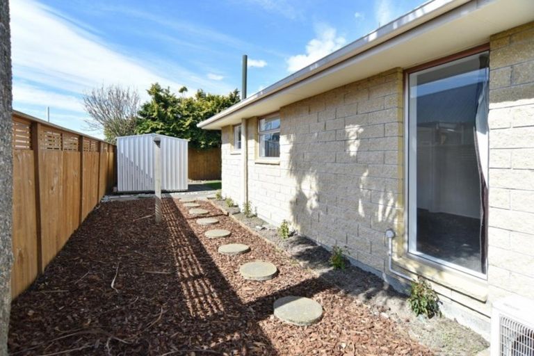 Photo of property in 1/52 Stillwater Avenue, Burwood, Christchurch, 8083