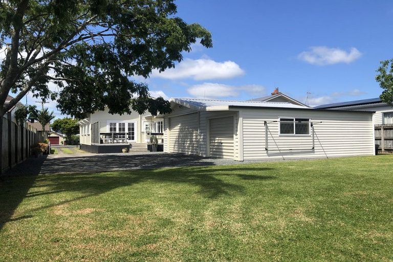 Photo of property in 7 Shortland Street, Regent, Whangarei, 0112