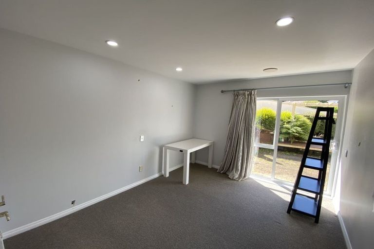 Photo of property in 5 Gretna Green, Browns Bay, Auckland, 0630