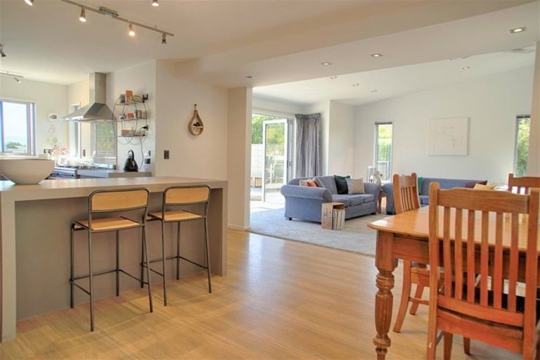 Photo of property in 8 Pisa Moorings Road, Mount Pisa, Cromwell, 9383