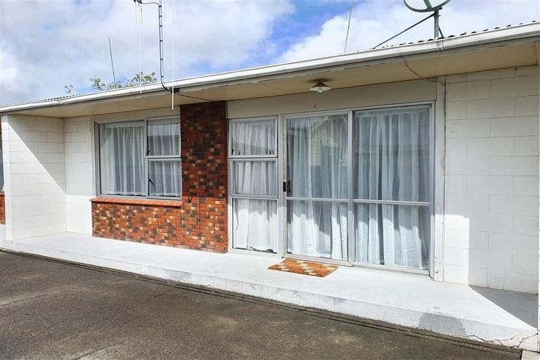 Photo of property in 4/11 Worcester Street, West End, Palmerston North, 4410
