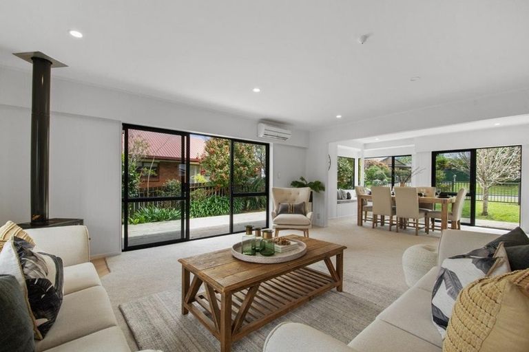 Photo of property in 5 Merlot Heights, Huapai, Kumeu, 0810