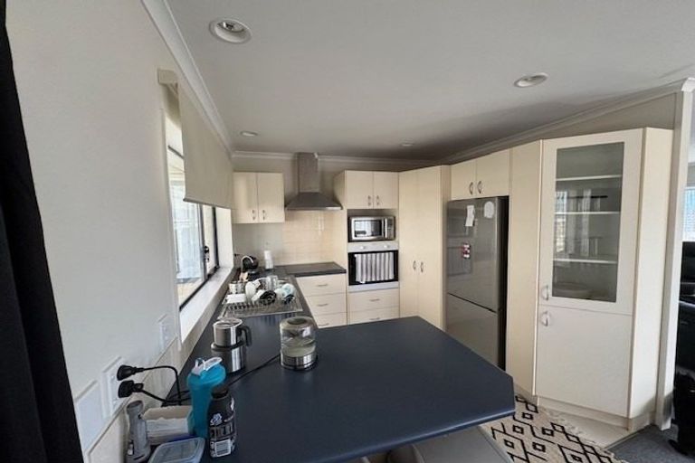 Photo of property in 18 Lizzie Lane, Clover Park, Auckland, 2019