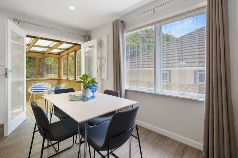 Photo of property in 30 Sunny Grove, Wainuiomata, Lower Hutt, 5014