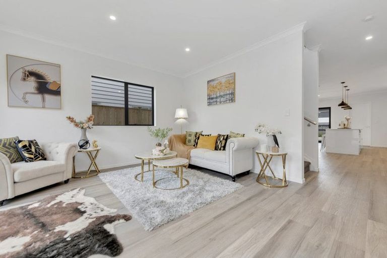Photo of property in 213b Murphys Road, Flat Bush, Auckland, 2019