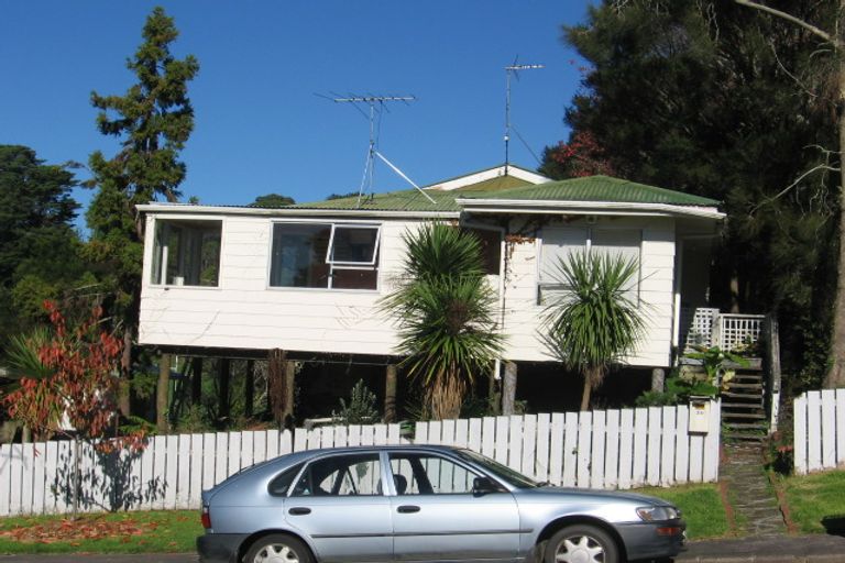 Photo of property in 30 Annison Avenue, Glen Eden, Auckland, 0602