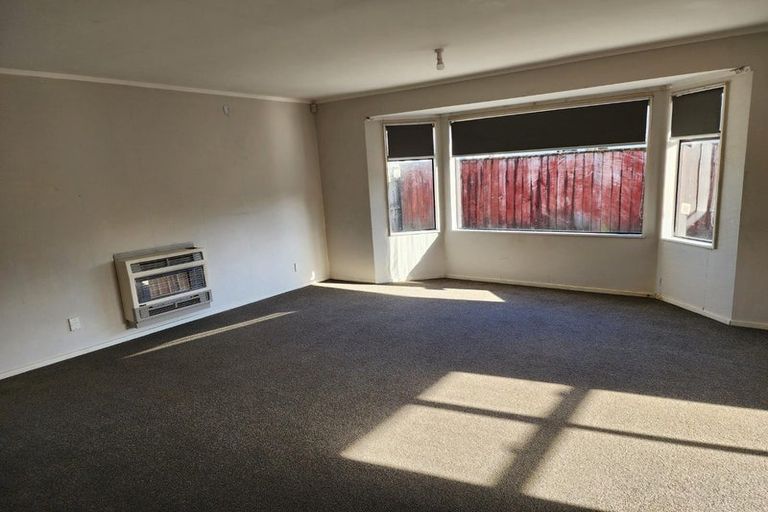 Photo of property in 2/76 Cambridge Terrace, Waterloo, Lower Hutt, 5011