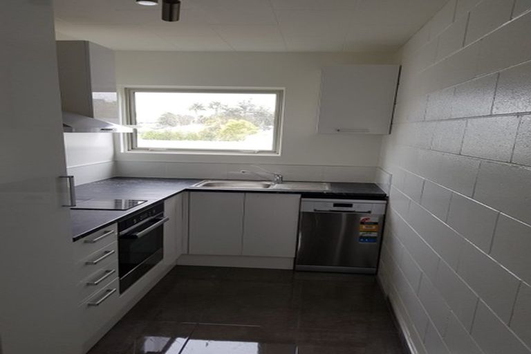 Photo of property in 33 Seddon Road, Frankton, Hamilton, 3204