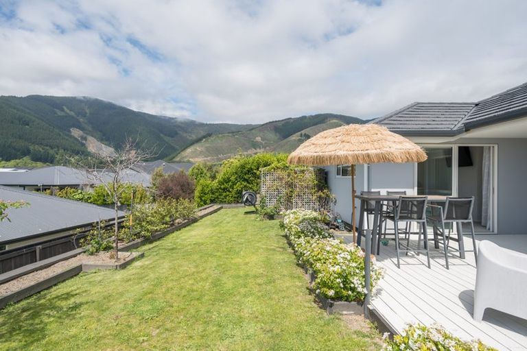 Photo of property in 16b Huntaway Close, Stoke, Nelson, 7011